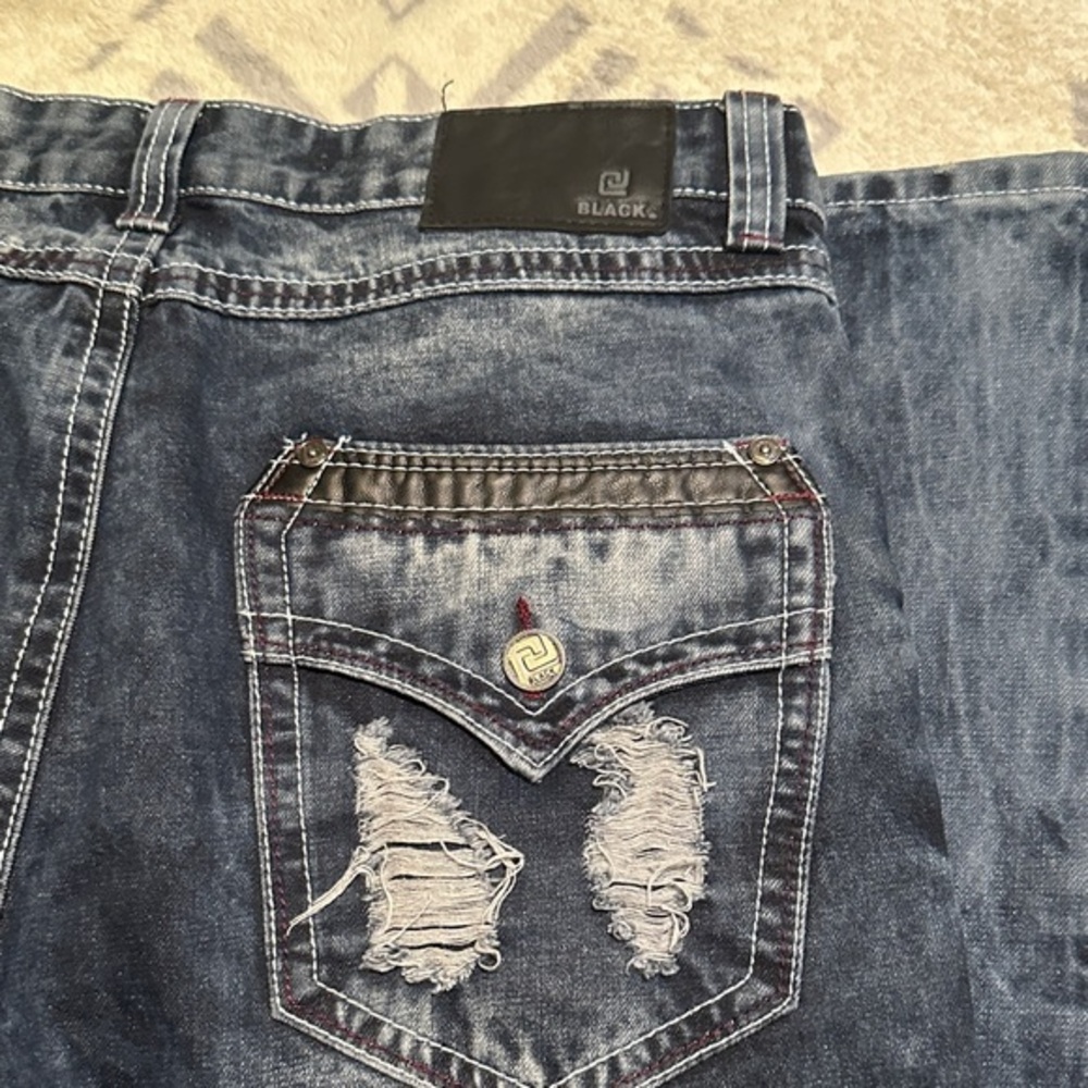 Buckle Men's Blue Straight Jeans with Distressed Pocket 32waist by 30 length